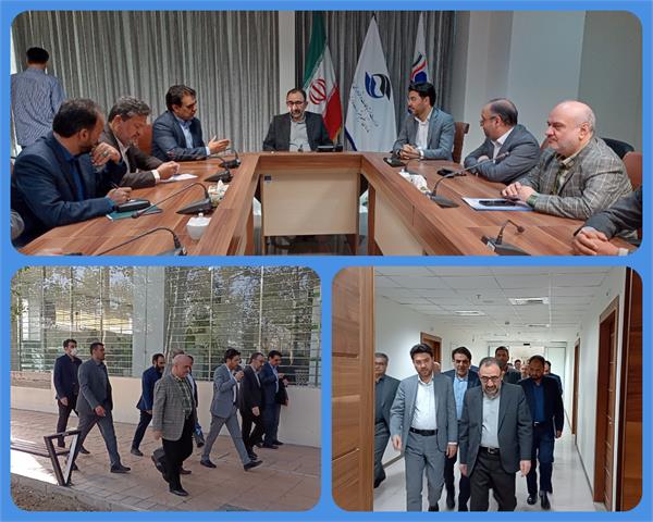 بهره‌‌مندی ۲ میلیون خانوار خراسان رضوی تا پایان دولت از اینترنت فوق پر سرعت با اجرای پروژه عظیم فیبر نوری منازل و کسب و کارها
