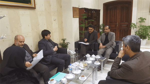 212 سایت تلفن همراه و 209 کیلومتر فیبر نوری روستایی تا پایان سال 98 به بهره برداری می رسد