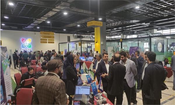 رونمایی از چهار محصول دانش‌بنیان شرکت های عضو پارک فاوا در استان خراسان رضوی