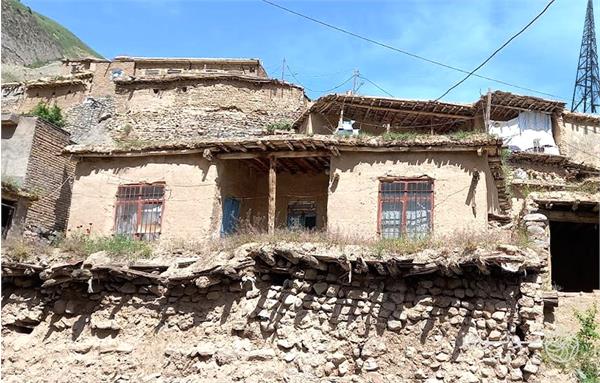 اهالی روستای گردشگر پذیر  چَرَم کهنه، با 674 نفر جمعیت، ضمن اتصال به اینترنت پرسرعت، از خدمات شبکه ملی اطلاعات بهره مند شدند