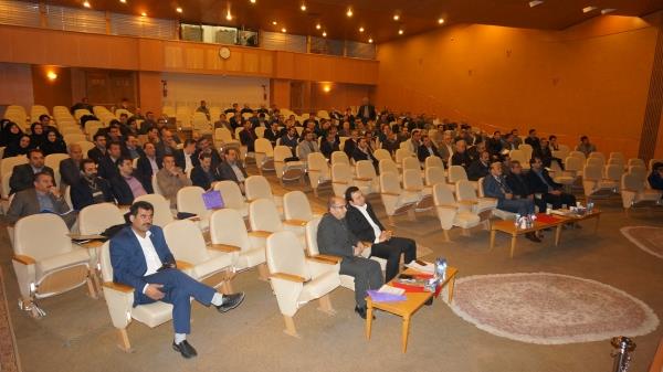 برگزاری همایش و کارگاه آموزشی آشنایی با فرآیند رسیدگی به تخلفات اداری کارمندان و راهکارهای پیشگیری از آن