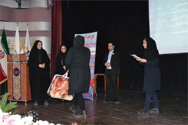 برگزاری کارگاه آموزشی کسب و کار در فضای مجازی برای زنان سرپرست خانوار