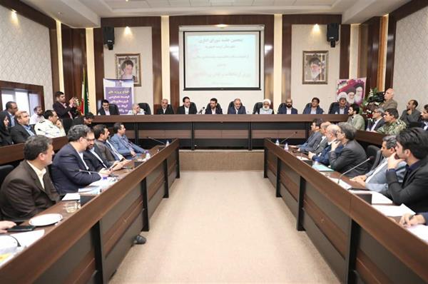 محور اقتصاد آینده اقتصاد دیجیتال است نه نفت/ پذیرش ارز دیجیتال از نشانه های تحول دیجیتال است/برای تامین گوشی ارزان قیمت مردم برنامه داریم/ثبت نام ۱۰۰۰ شرکت در طرح نو آفرین
