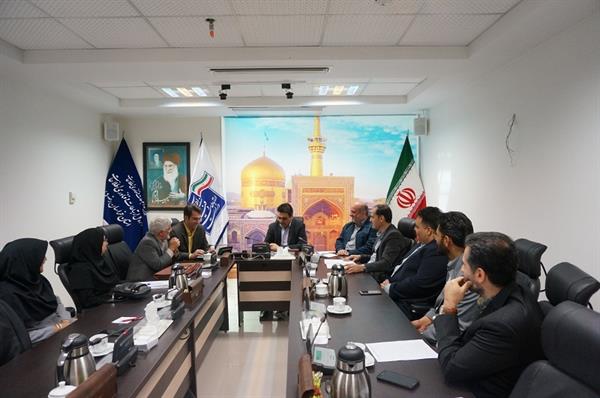 لزوم ایجاد مدل ارائه خدمات دستگاه‌های اجرایی در دفاتر پیشخوان خدمات دولت استان خراسان رضوی